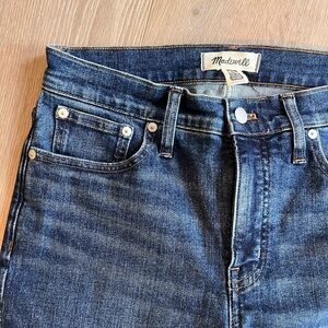 Madewell Mid Rise Kick Out Jean. Sz 27